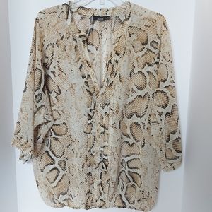 A.N.A Blouse Top Shirt Womens XL White Brown Animal Print V-Neck